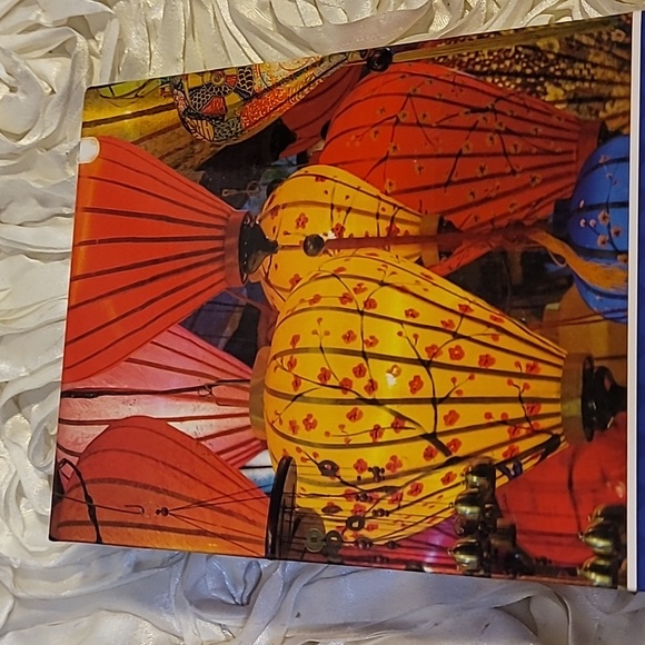 Puzzles 2 Boxes - 500pc Puzzle Each - Picture 3 of 8